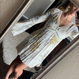 Perfect summer Bell sleeves  floral dress